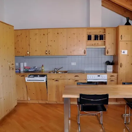 Apartment Suotchalchera 5 *